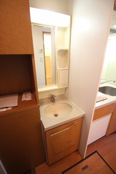 物件内観写真9　(洗面)