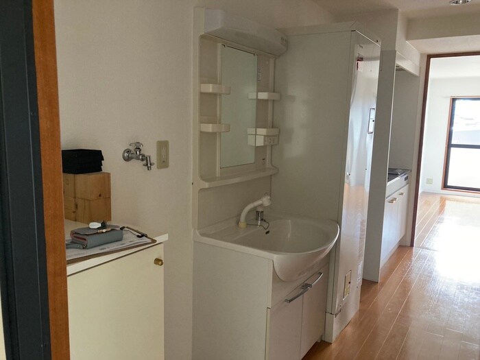 物件内観写真12　(洗面)