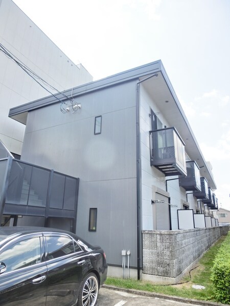 テンダー西浦外観写真