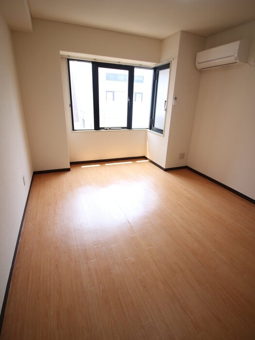 物件内観写真11　(居室)