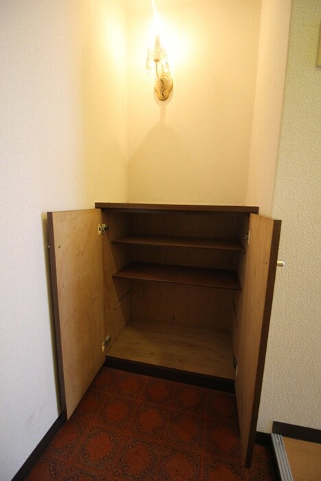 物件内観写真15　(靴箱)