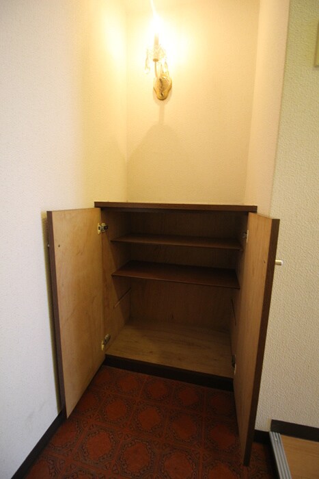 物件内観写真15　(靴箱)