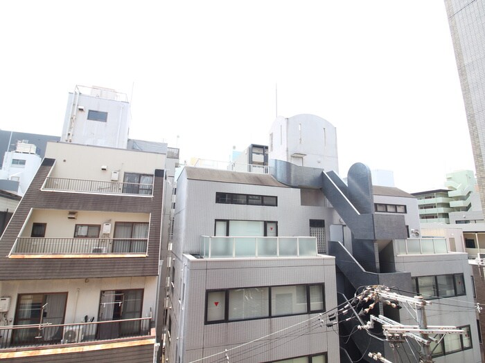 物件内観写真18　(室内からの展望)