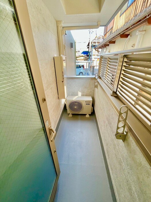 物件内観写真22　(室内からの展望)