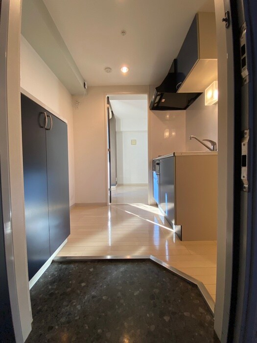 物件内観写真14　(玄関)