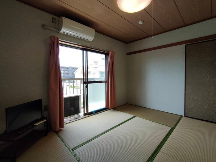 物件内観写真6　(居室)