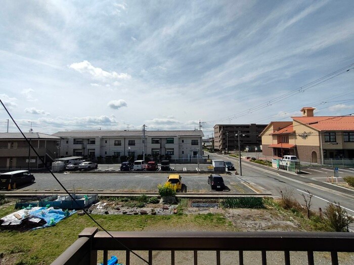 物件内観写真17　(室内からの展望)