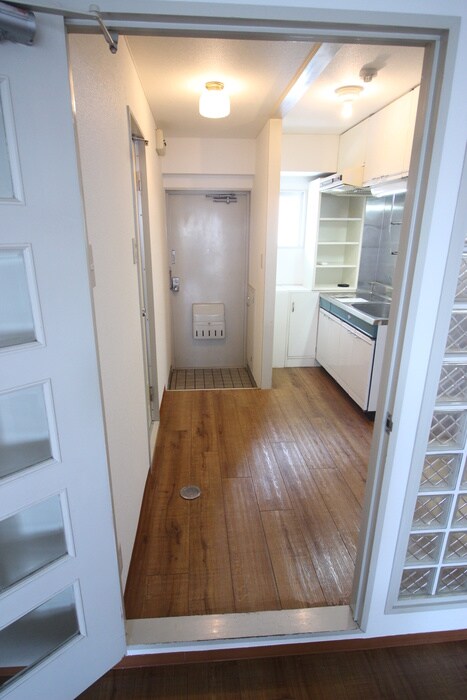 物件内観写真17　(廊下)