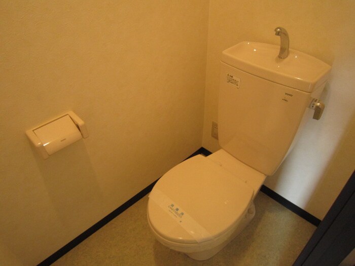 物件内観写真7　(トイレ)