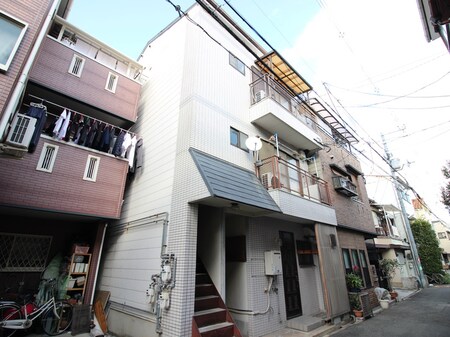 ハウスヤマノウチ外観写真