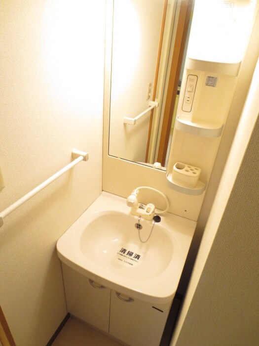 物件内観写真8　(洗面)