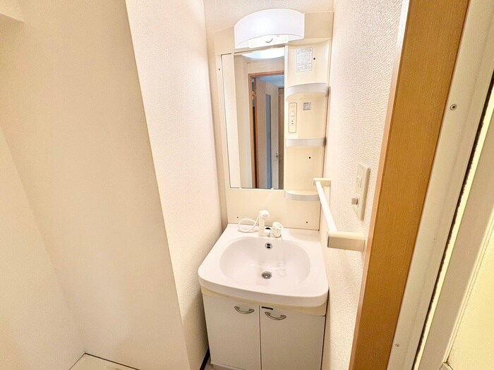 物件内観写真13　(洗面)