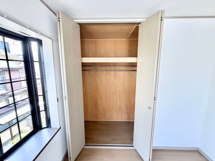 物件内観写真18　(収納)
