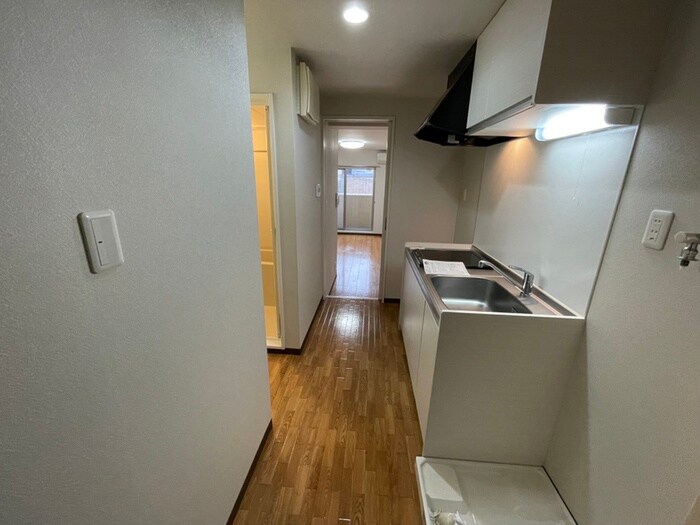 物件内観写真19　(廊下)