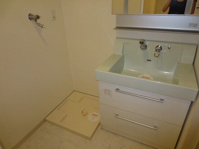 物件内観写真12　(洗面)