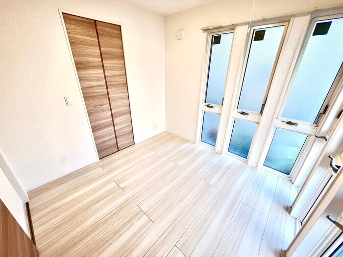 物件内観写真10　(居室)