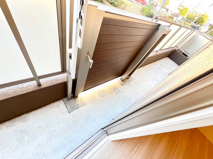 物件内観写真14　(ベランダ・バルコニー)