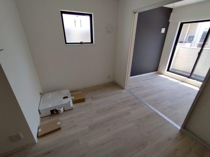 物件内観写真8　(居室)