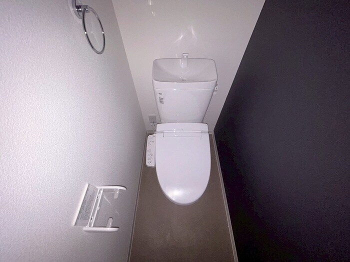 物件内観写真11　(トイレ)