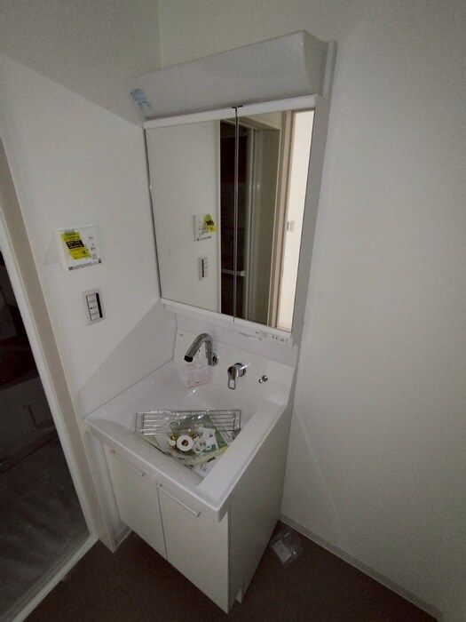 物件内観写真12　(洗面)