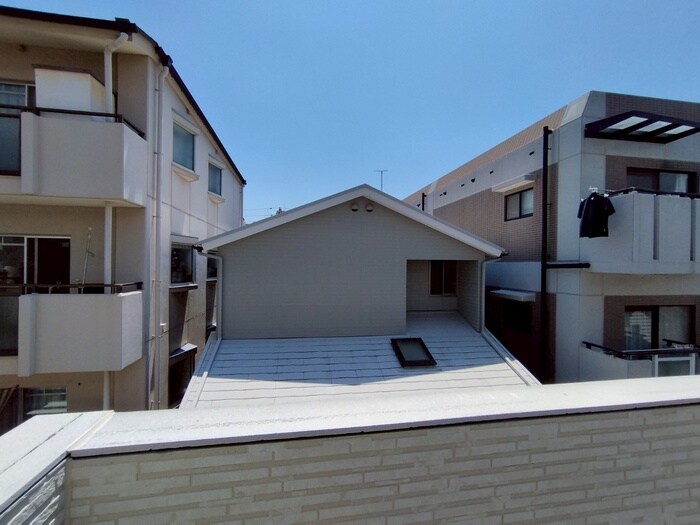 物件内観写真15　(室内からの展望)