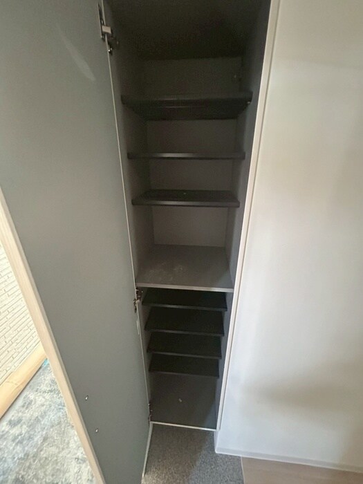 物件内観写真15　(靴箱)