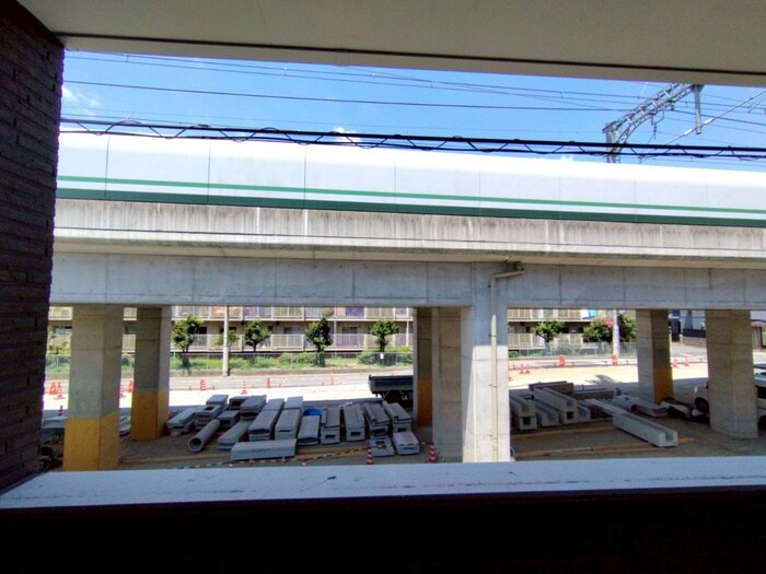 物件内観写真15　(室内からの展望)