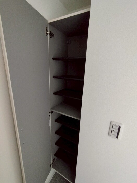 物件内観写真16　(靴箱)