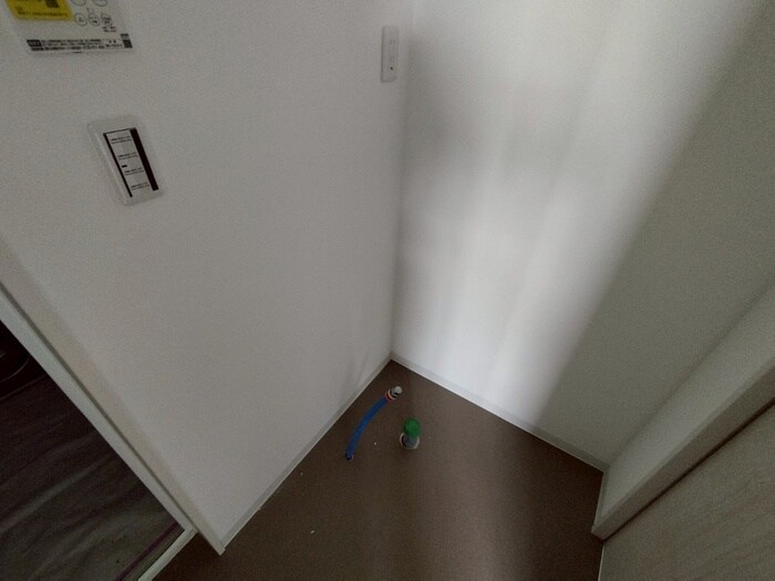 物件内観写真18　(洗濯機置場)