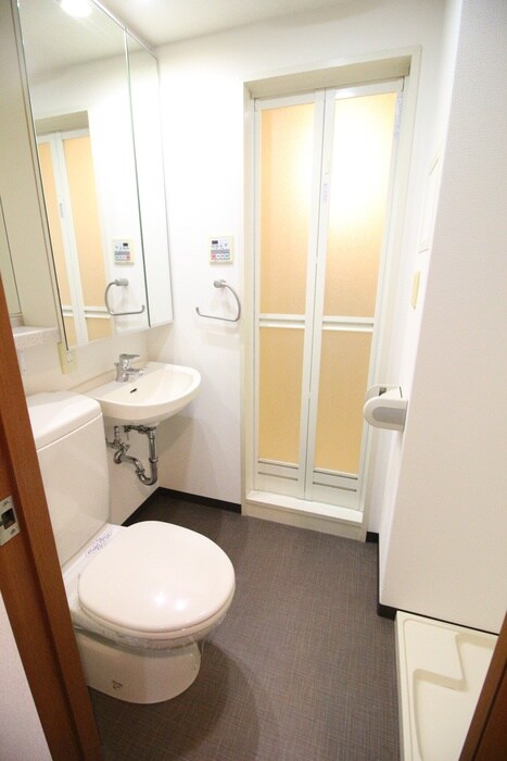 物件内観写真12　(トイレ)