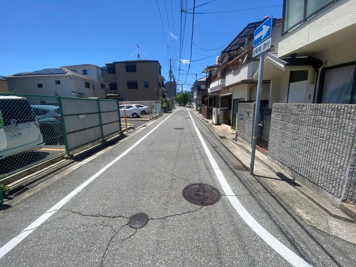 物件外観写真3　(周辺環境)