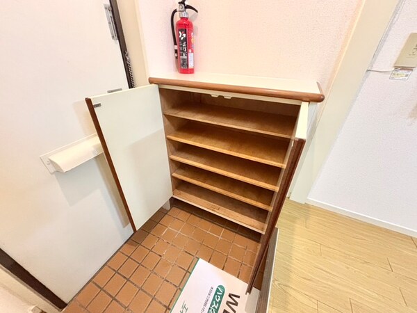 靴箱