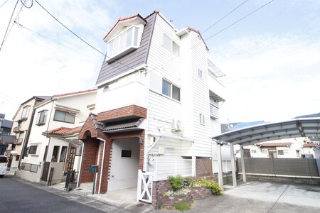 小野葛籠尻町貸家外観写真
