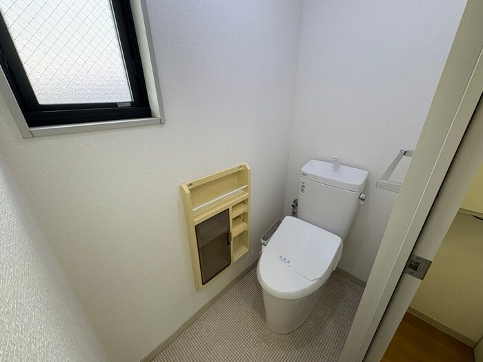 物件内観写真6　(トイレ)