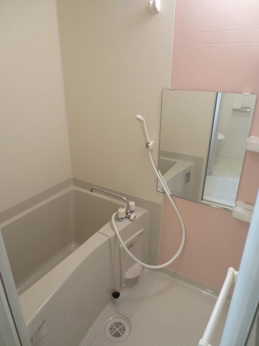 物件内観写真9　(バス／シャワールーム等)