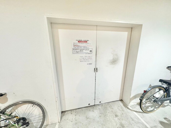 物件外観写真5　(駐輪場)