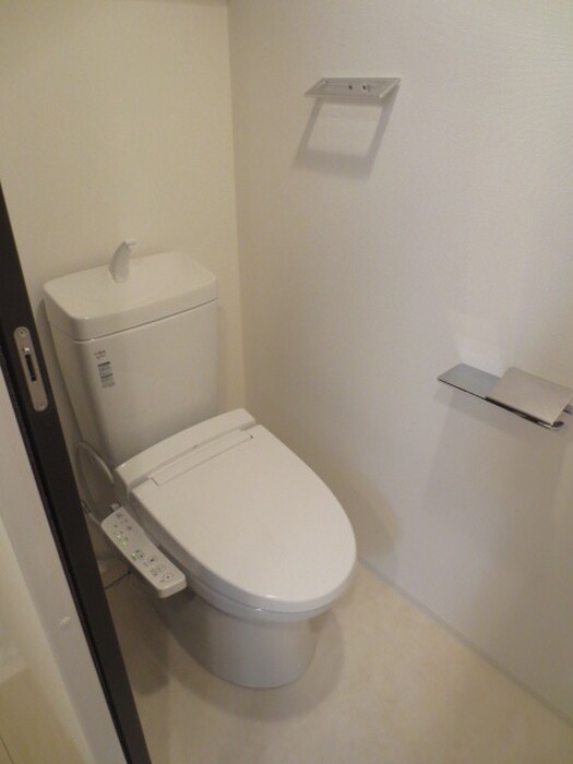 物件内観写真13　(トイレ)