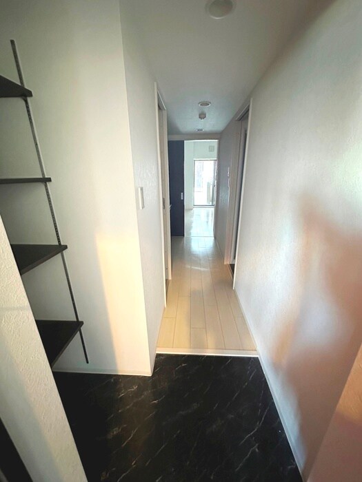 物件内観写真17　(玄関)