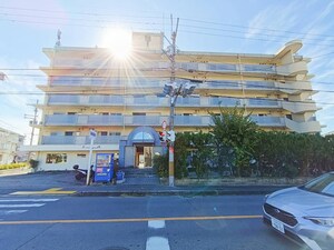 グラスコート外観写真