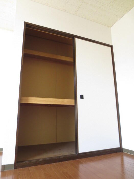物件内観写真9　(収納)