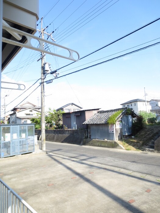 物件内観写真16　(室内からの展望)