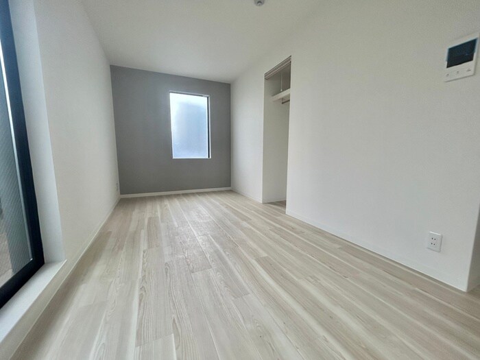 物件内観写真9　(居室)