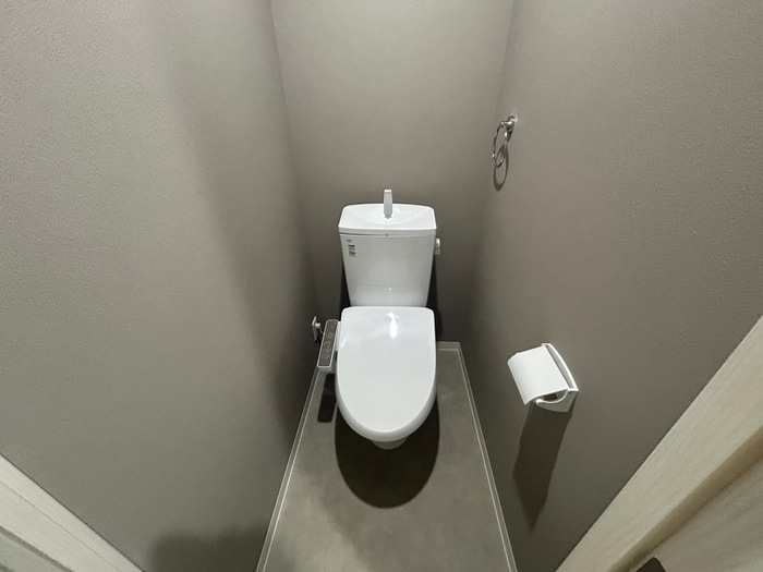 物件内観写真14　(トイレ)