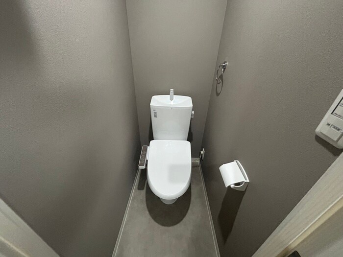 物件内観写真14　(トイレ)