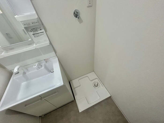 物件内観写真15　(洗濯機置場)