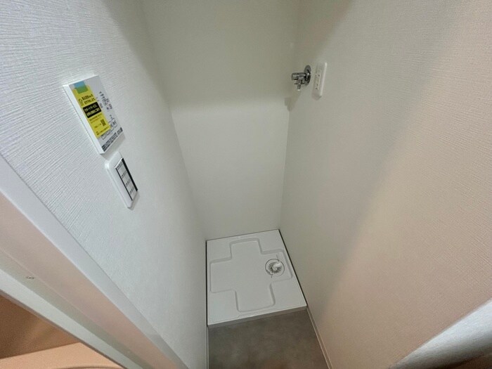 物件内観写真15　(洗濯機置場)