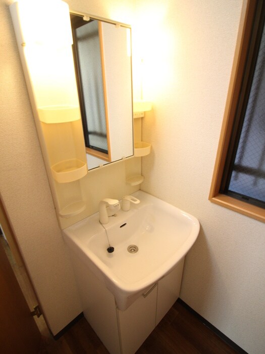 物件内観写真5　(洗面)