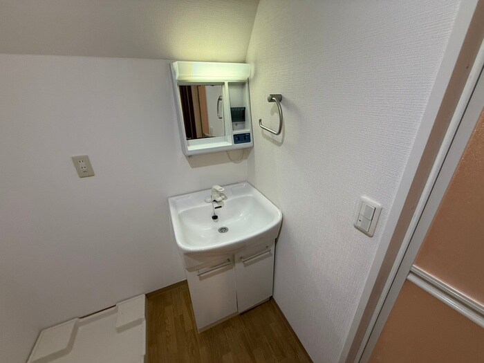 物件内観写真11　(洗面)