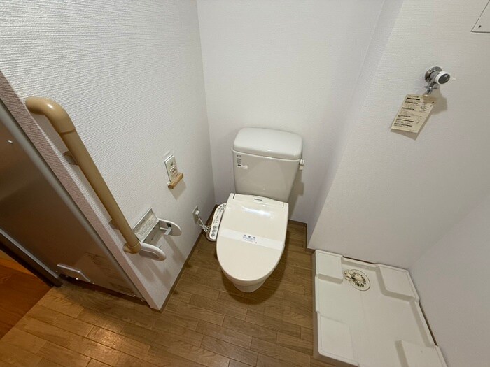 物件内観写真12　(トイレ)