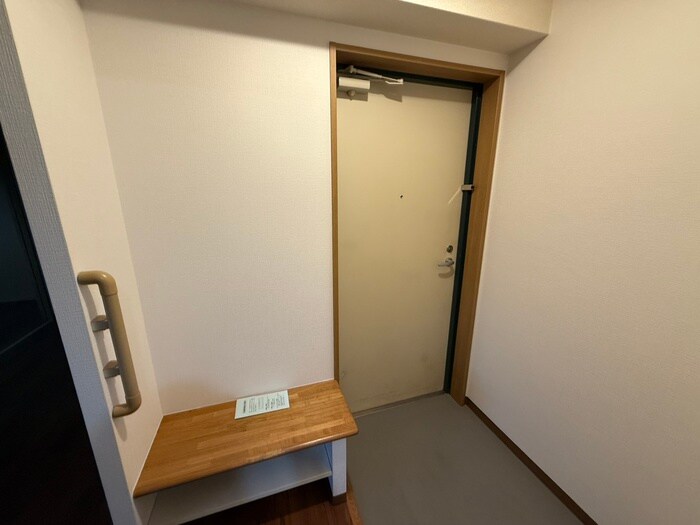 物件内観写真18　(室内からの展望)